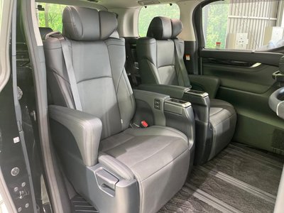 صورة 10 لـ 2023 TOYOTA ALPHARD