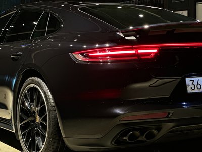 PORSCHE PANAMERA - 7