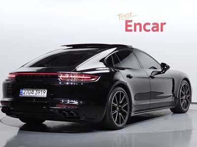 2020 Porsche PANAMERA 照片 4