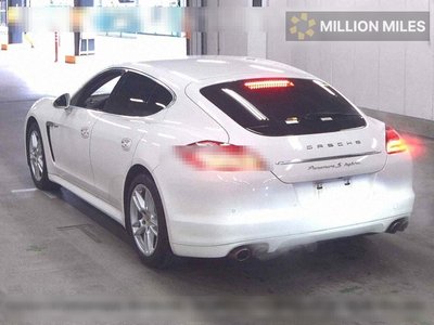 PORSCHE PANAMERA - 2