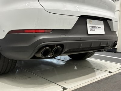 صورة 9 لـ 2024 Porsche CAYENNE