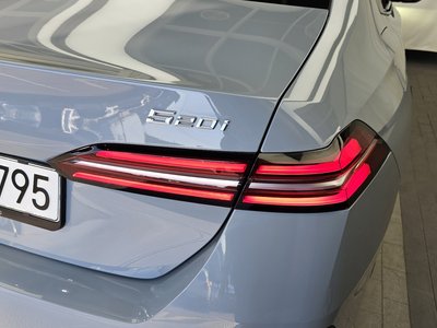 BMW 5 SERIES - 10