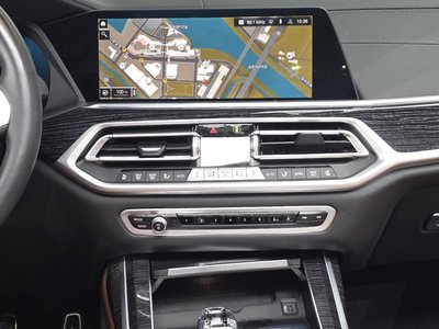 2021 BMW X7 thumbnail 13