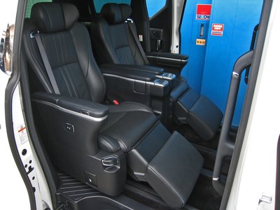 صورة مصغرة 68 لـ 2018 Toyota VELLFIRE
