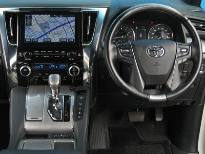 صورة مصغرة 30 لـ 2018 Toyota VELLFIRE
