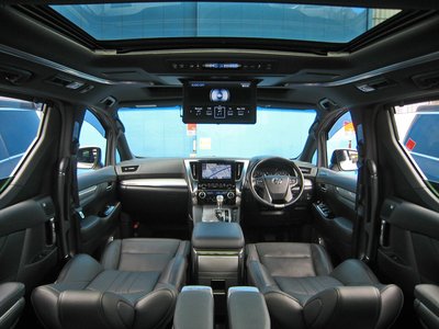 صورة مصغرة 26 لـ 2018 Toyota VELLFIRE