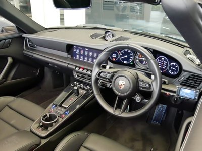 PORSCHE 911 - 6