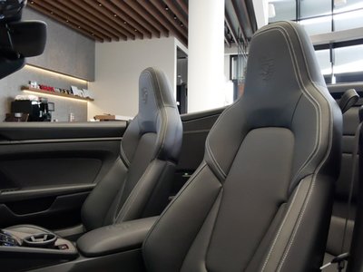 PORSCHE 911 - 7