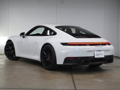 PORSCHE 911 - 4