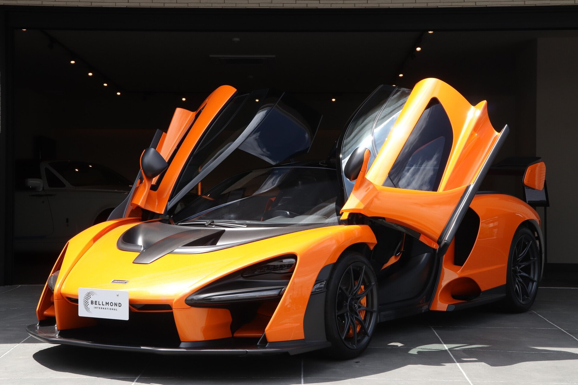 MCLAREN SENNA - View 1