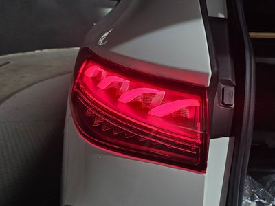 MERCEDES-BENZ EQE SUV - 10