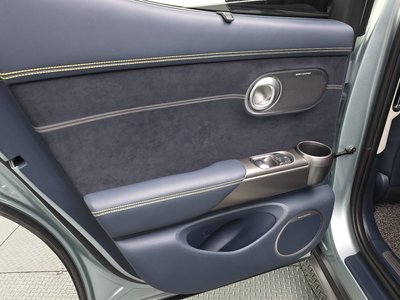 2022 Genesis GV60 — миниатюра 15