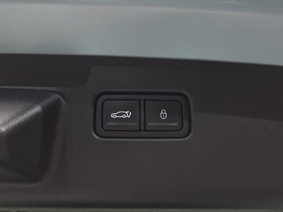 2022 Genesis GV60 — миниатюра 31