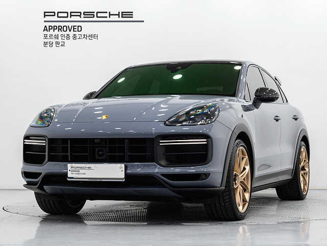 PORSCHE CAYENNE - View 1