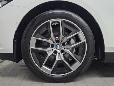 2023 BMW 5 SERIES photo 6