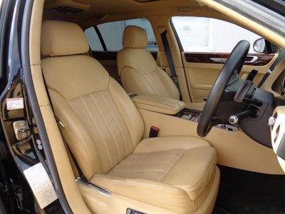 BENTLEY CONTINENTAL - 4