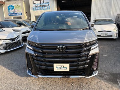 TOYOTA VELLFIRE - 9