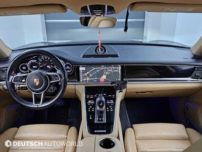 PORSCHE PANAMERA - 5