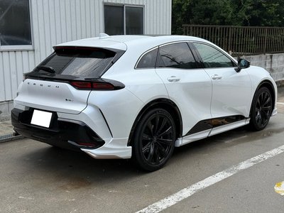 TOYOTA CROWN SPORT - 9