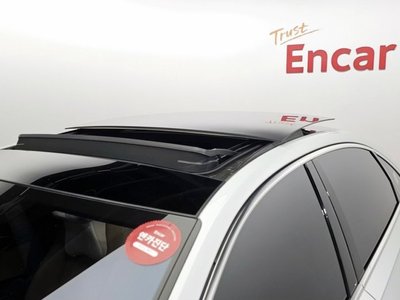 صورة مصغرة 20 لـ 2020 AUDI A8