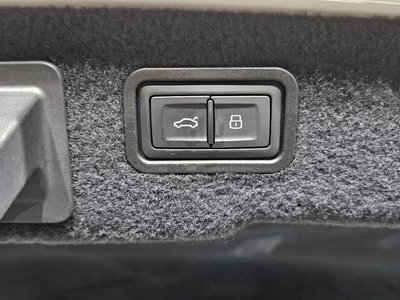 صورة مصغرة 18 لـ 2020 AUDI A8