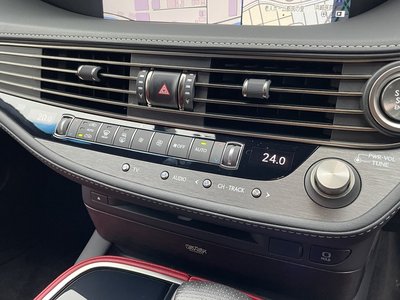 صورة مصغرة 46 لـ 2018 Lexus LS