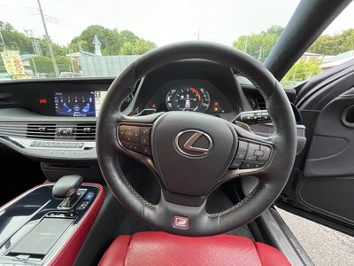 صورة مصغرة 39 لـ 2018 Lexus LS