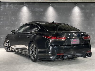 صورة 4 لـ 2018 Lexus LS