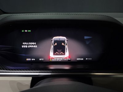 2023 Tesla MODEL X — миниатюра 37