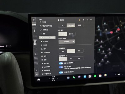2023 Tesla MODEL X — миниатюра 30