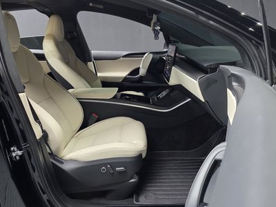 2023 Tesla MODEL X — миниатюра 17