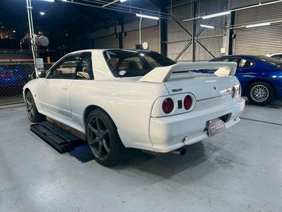 NISSAN SKYLINE GT-R - 4