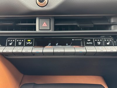 2025 Toyota CROWN ESTATE 照片 13