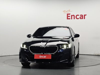 BMW 5 SERIES - 2