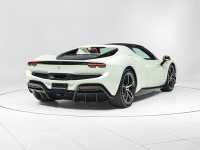 صورة 10 لـ 2026 Ferrari 296 GTS