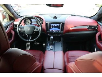 2019 Maserati LEVANTE thumbnail 13