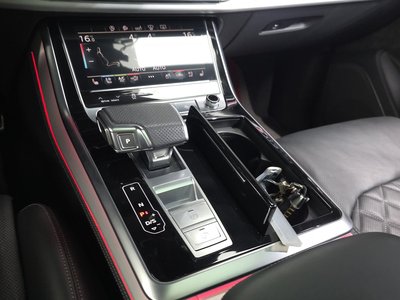 صورة 9 لـ 2020 AUDI Q7