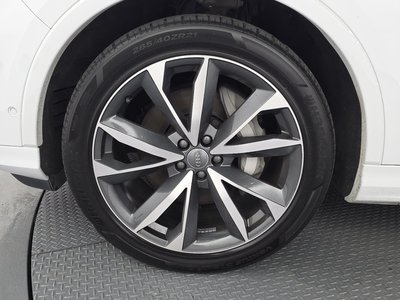صورة 6 لـ 2020 AUDI Q7