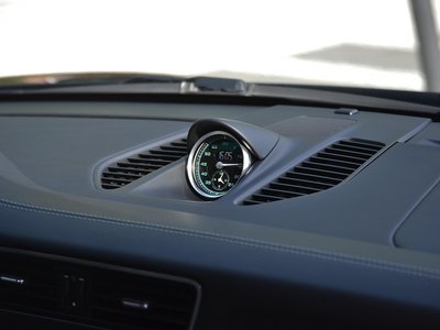 PORSCHE 911 - 9