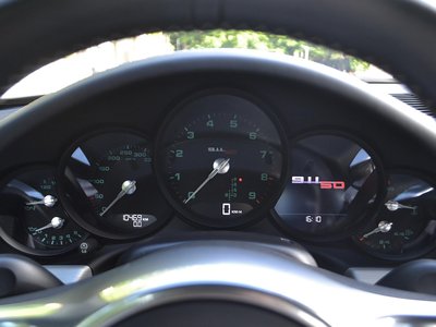 PORSCHE 911 - 8