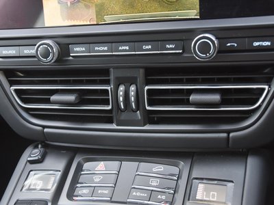 صورة مصغرة 25 لـ 2021 Porsche MACAN