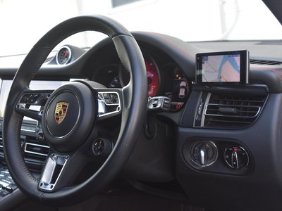 صورة مصغرة 15 لـ 2021 Porsche MACAN