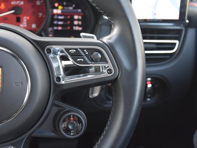 صورة مصغرة 17 لـ 2021 Porsche MACAN