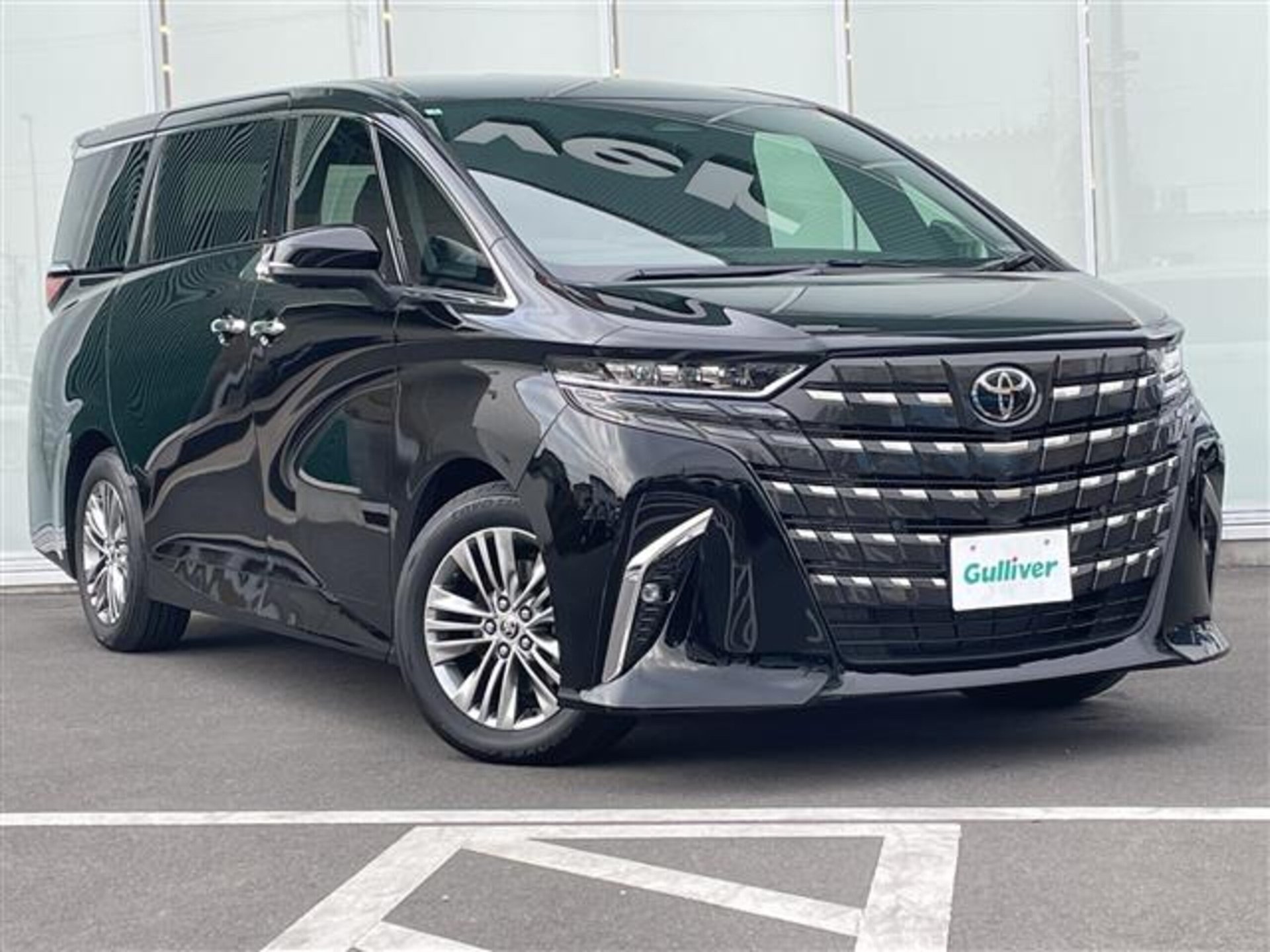 TOYOTA ALPHARD - View 1