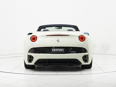 FERRARI CALIFORNIA - 6