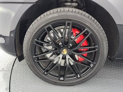PORSCHE MACAN - 6