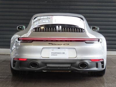 2022 Porsche 911 — миниатюра 28