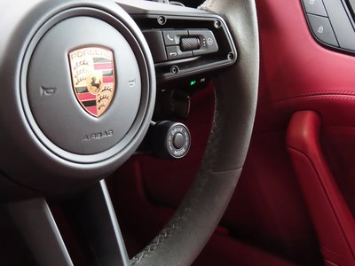 2022 Porsche 911 — миниатюра 39