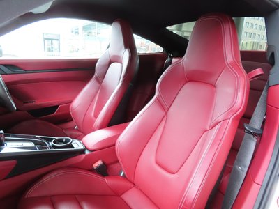 2022 Porsche 911 — миниатюра 42