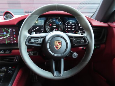 2022 Porsche 911 — миниатюра 47